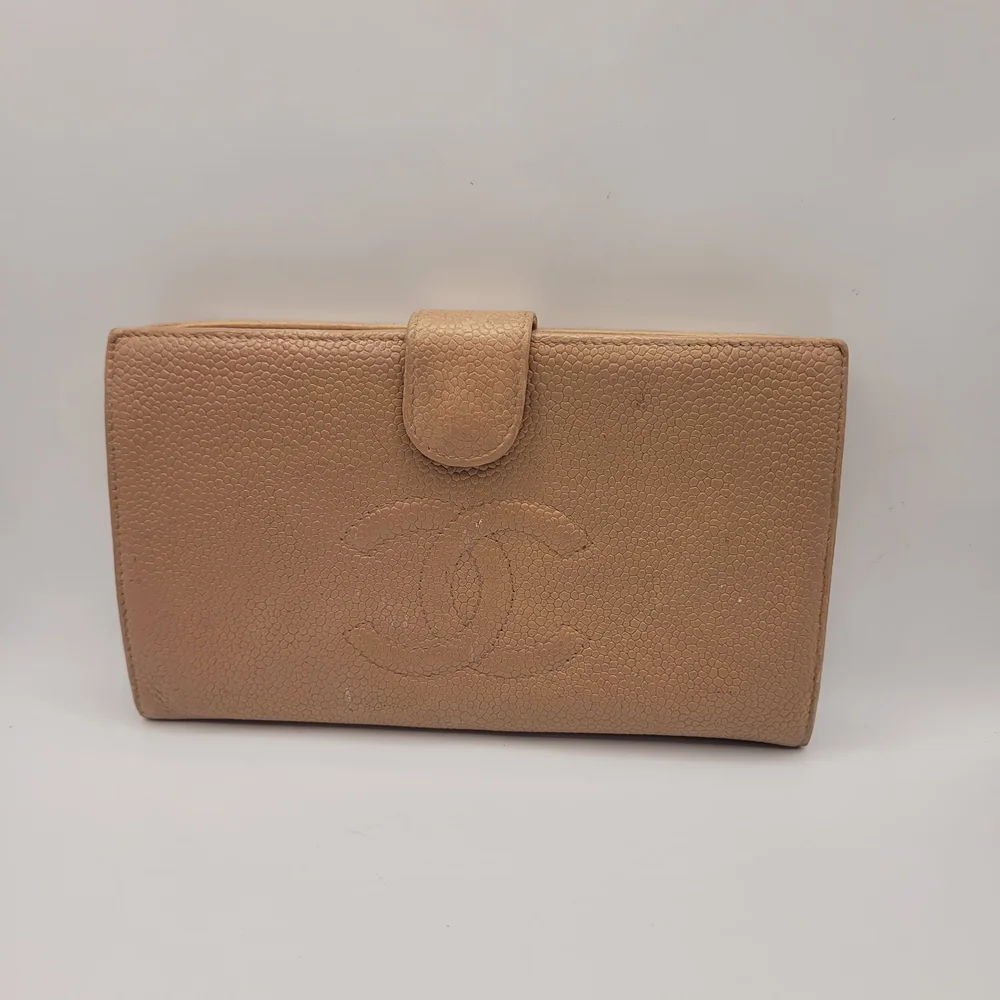 Chanel Caviar Leather CC Logo Wallet